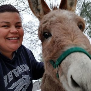 Meet your Posher, Leanna